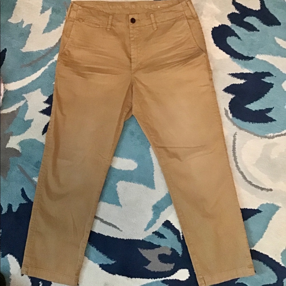 American Eagle Mens Khaki Pants